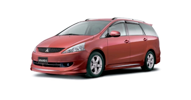 Mitsubishi Grandis (2008-2011)