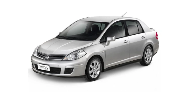 Nissan Versa 1 (2006-2013)